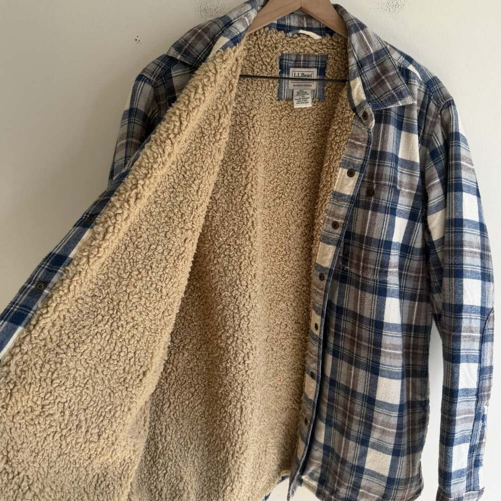 LL Bean Men’s Sherpa Lined Scotch Plaid Shirt Snap Front Shacket Size L Blue - Picture 2 of 7